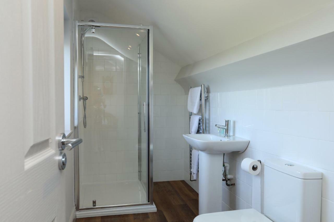 Southcott Apartment Трирддур Экстерьер фото